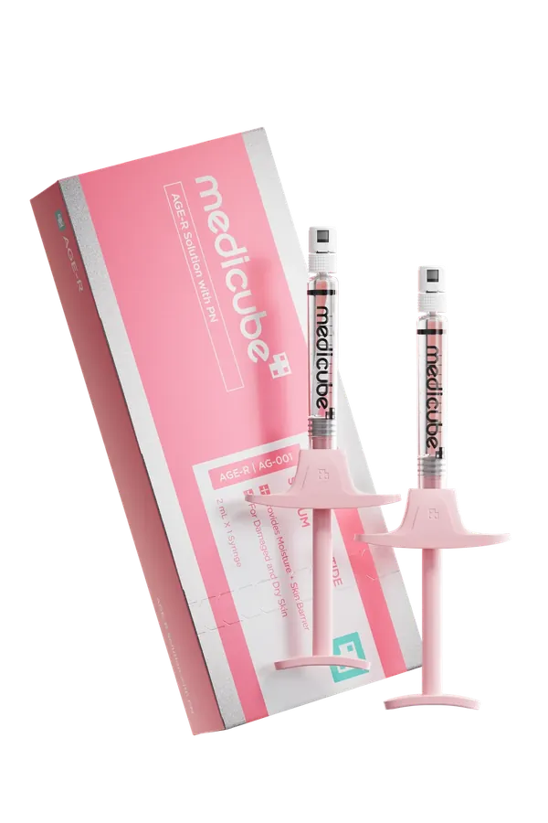 Estuche y jeringas de medicube AGE-R Solution with PN